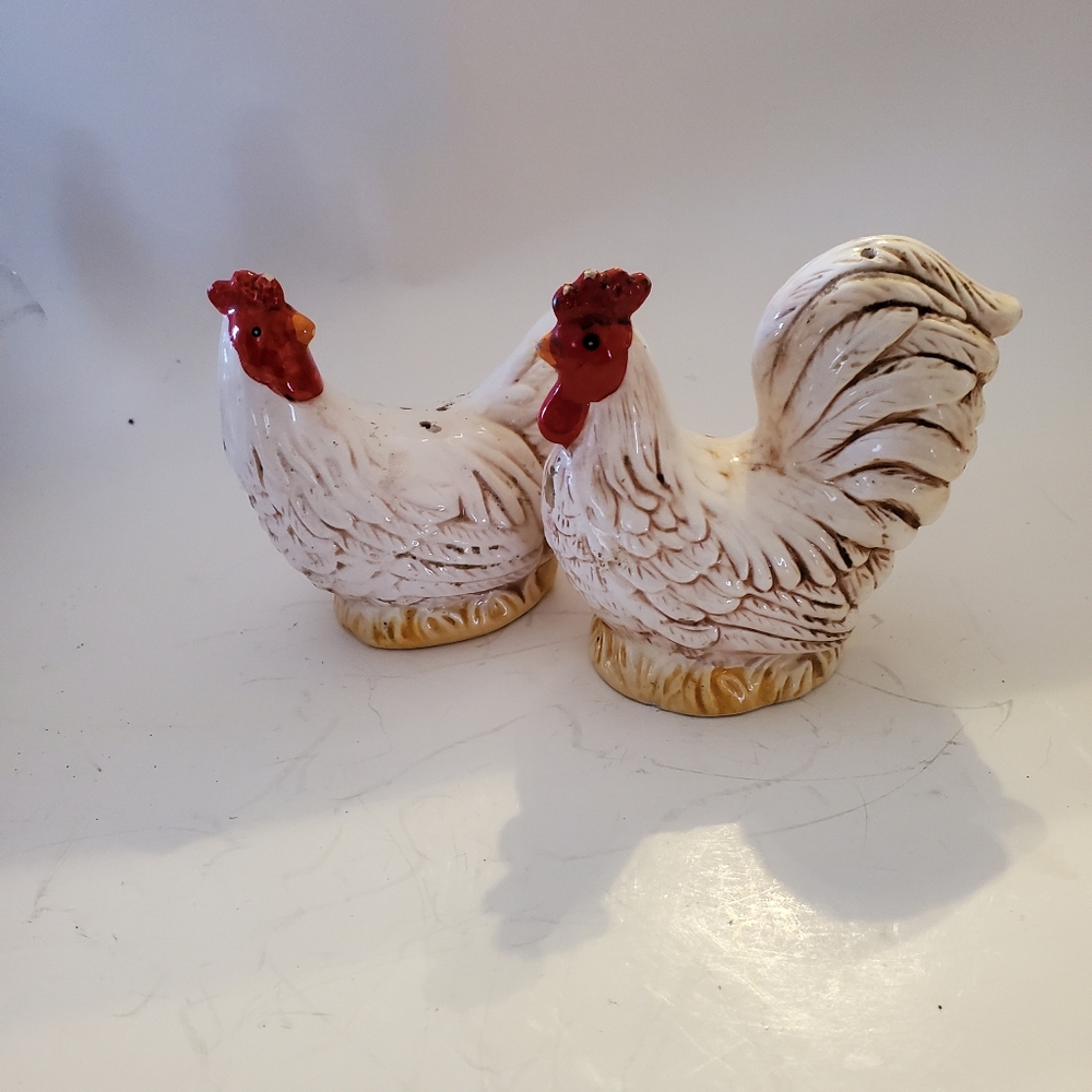 Vintage Hen And Rooster Salt And‎ Pepper Shakers Cottagecore